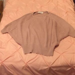 Pink, 3/4 sleeve, Flowy sweater.